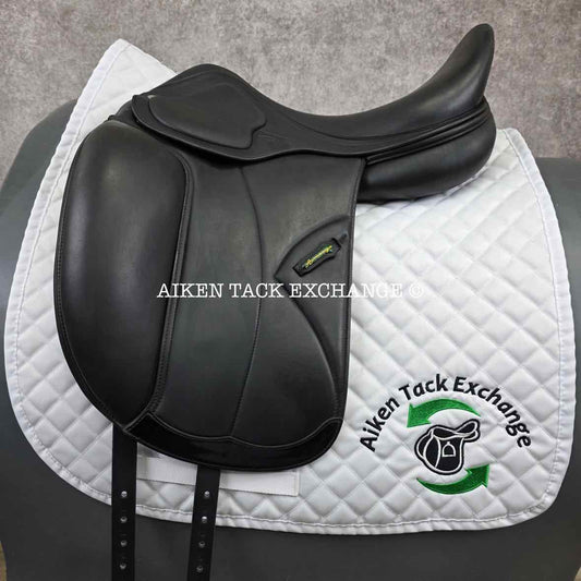 2015 Amerigo Pinerolo Classic Dressage Saddle, 17" Seat, MW/W Tree, Wool Flocked Panels