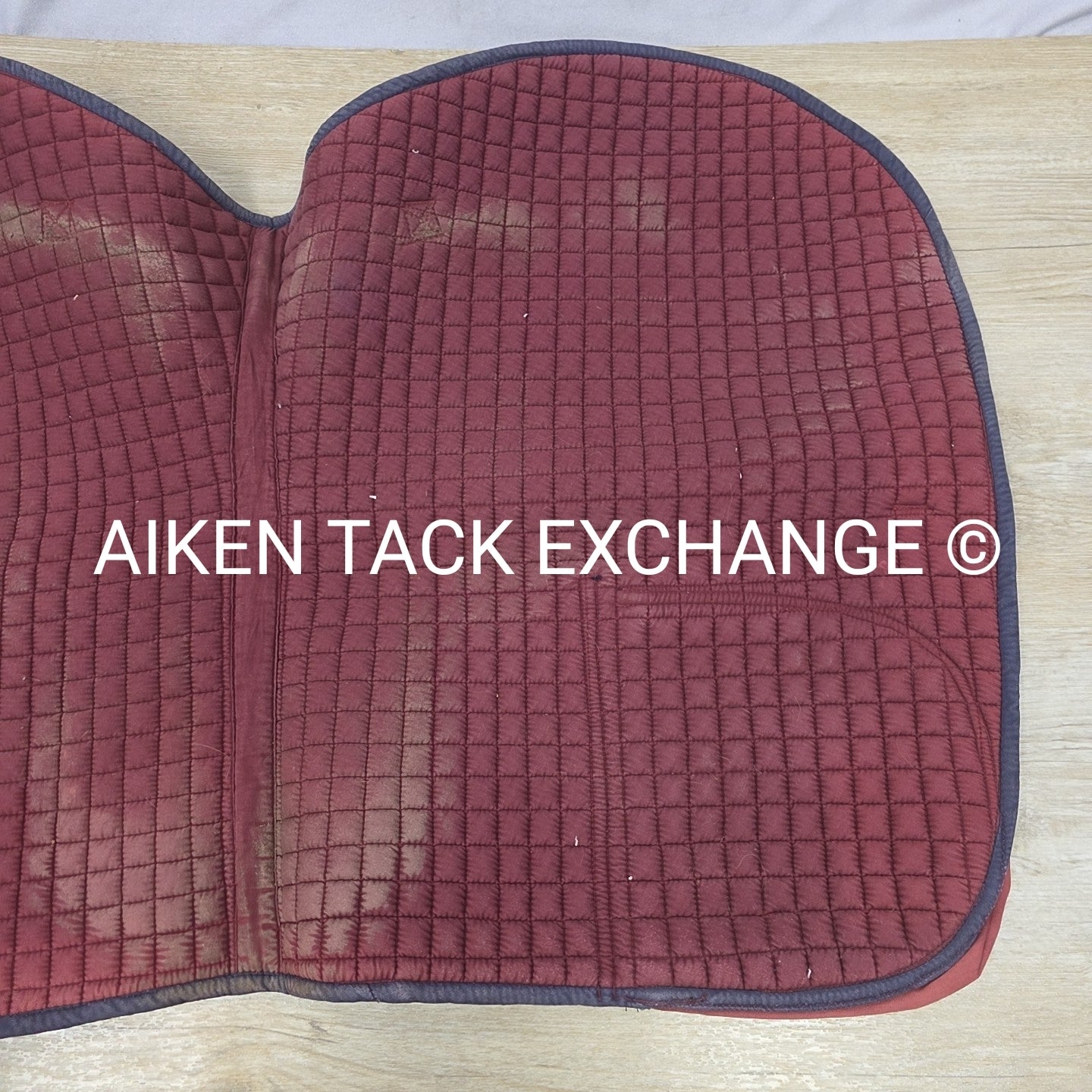 Continental All Purpose Saddle Pad w/ Pockets