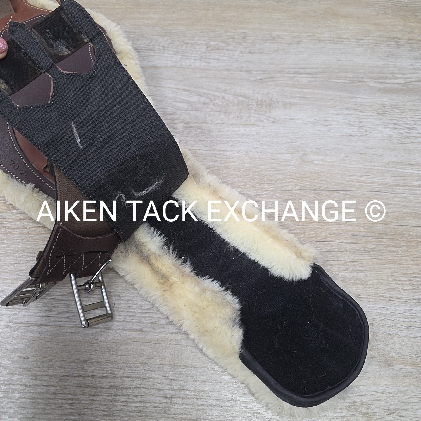 Devoucoux Makila Girth with Artificial Sheepskin Lining, Brown, 28"