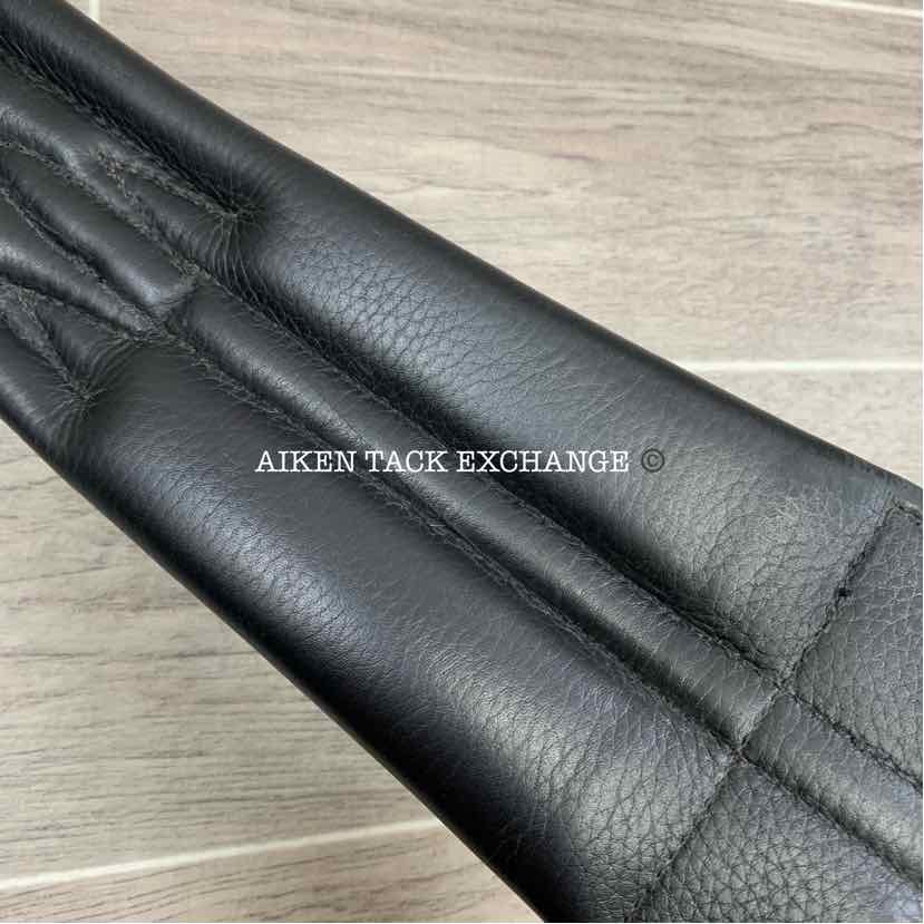 Trilogy Padded Leather Contoured Dressage Girth, Black, 26"