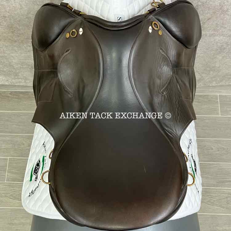 **SOLD** 2012 Jeffries Flyover Monoflap Jump Saddle, 18" Seat, Wide Tree, Wool Flocked Panels