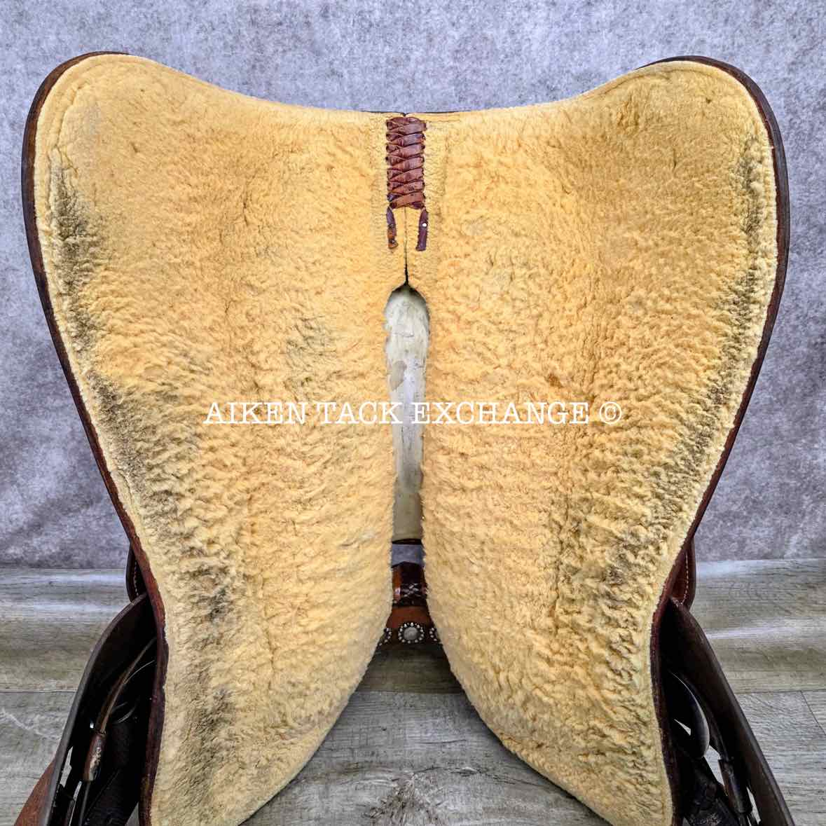 2001 Bob's Western Saddle, 15" Seat, Regular Tree - Semi QH Bars
