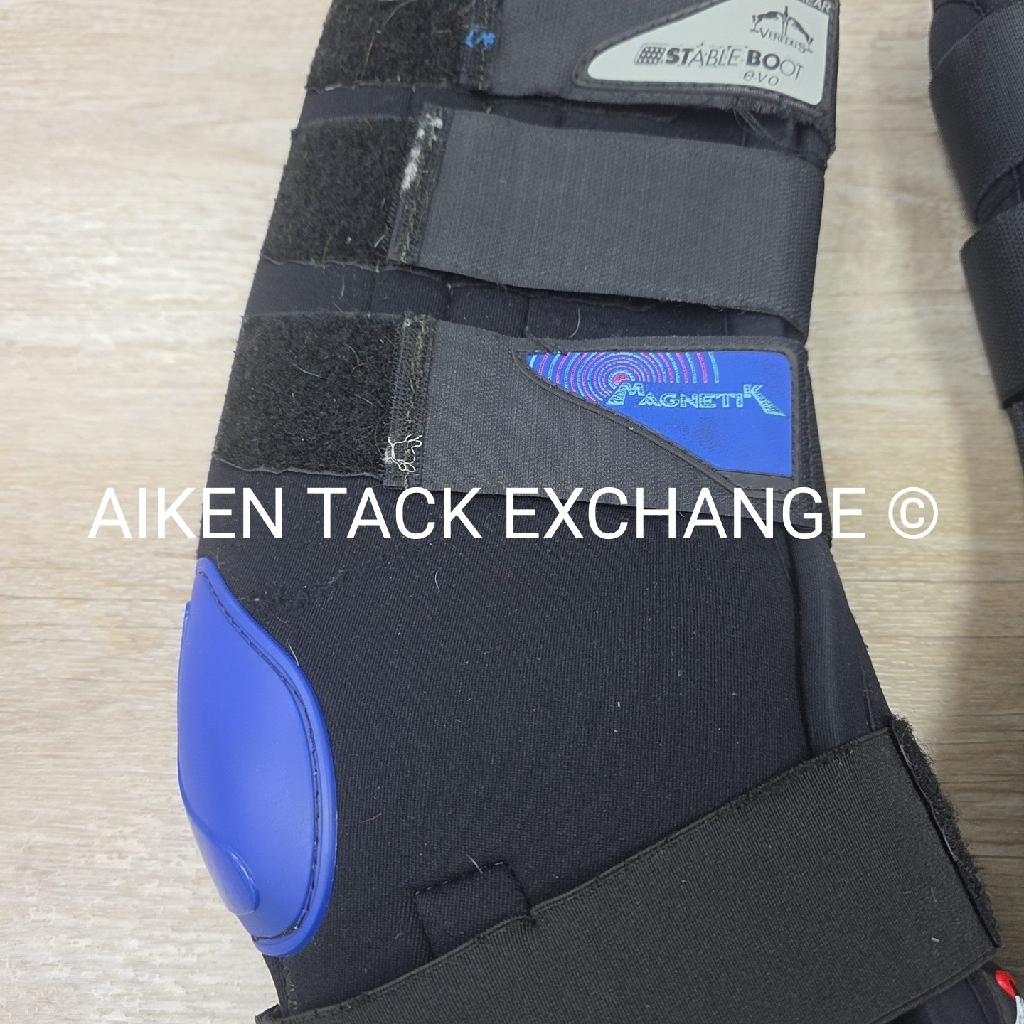 Veredus Magnetic Rear Stable Boots, Size Medium