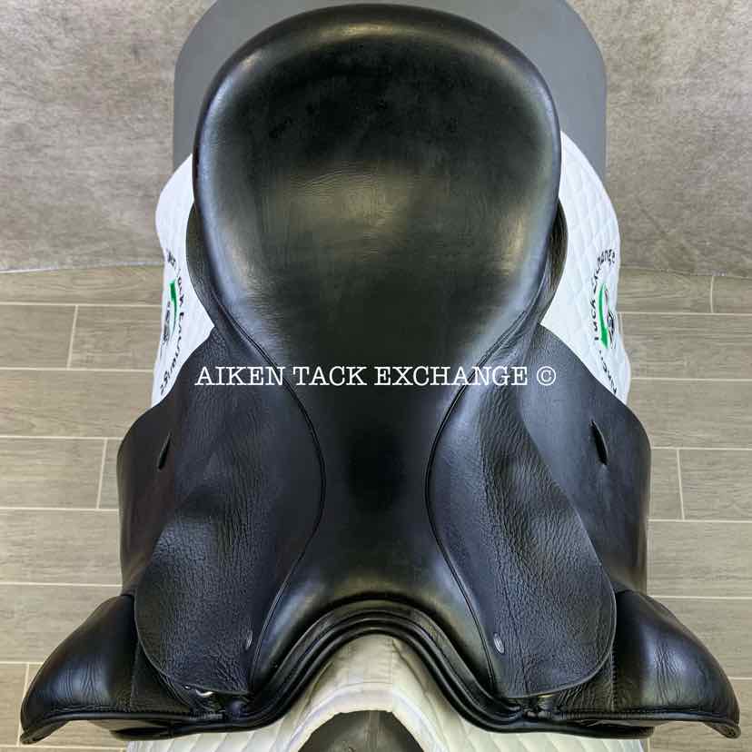 **SOLD** 2004 Custom Saddlery VLX Dressage Saddle, 17.5" Seat, Adjustable Tree, Wool Flocked Panels, Buffalo Leather