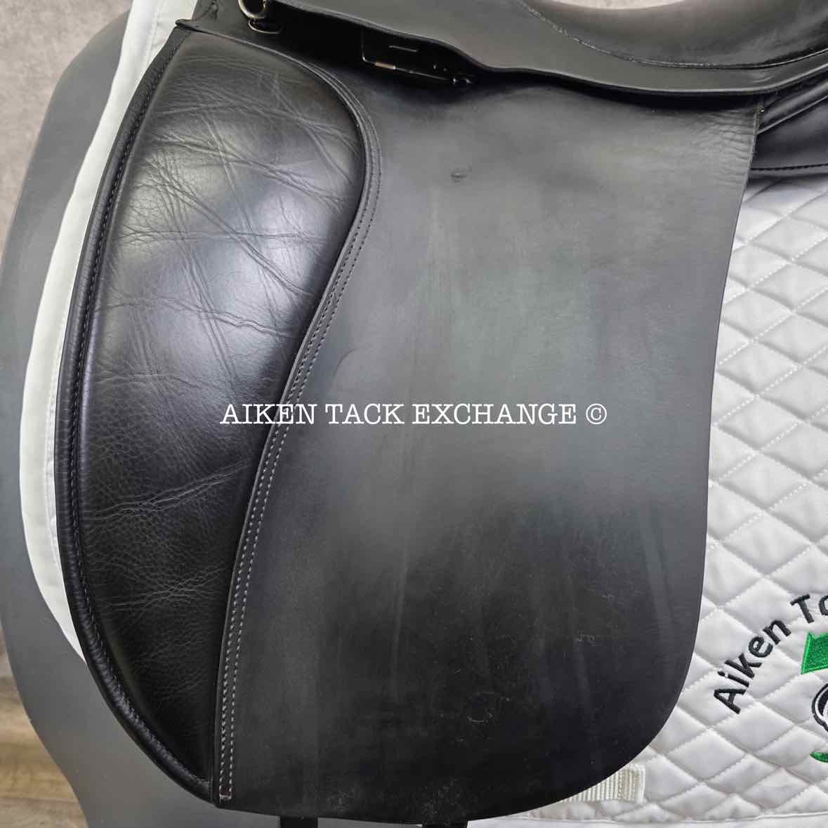 Fryso Legacy Dressage Saddle, 17.5" Seat, Wide Tree, Wool Flocked Panels
