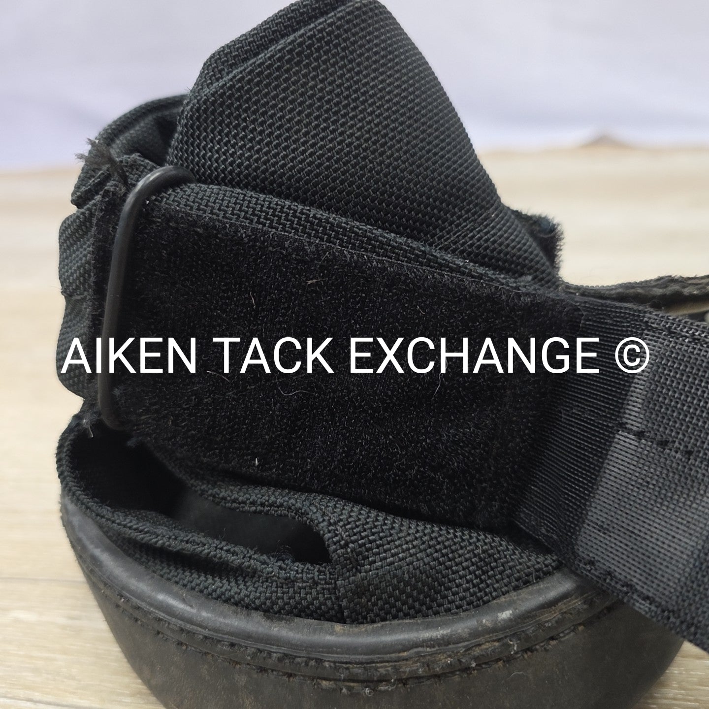 Soft-Ride Hoof Boot with 2 Inserts, Size 5 N