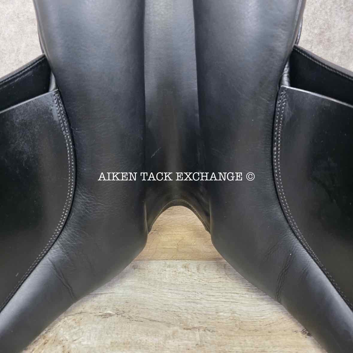 Stubben 1894 Dressage Saddle, 17" Seat, 32cm Tree - Wide, Wool Flocked Panels