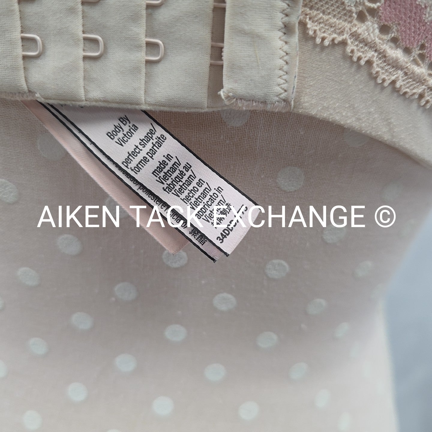 Victoria's Secret Love Cloud Incredible Perfect Shape Push-Up Bra, Size 34DDD