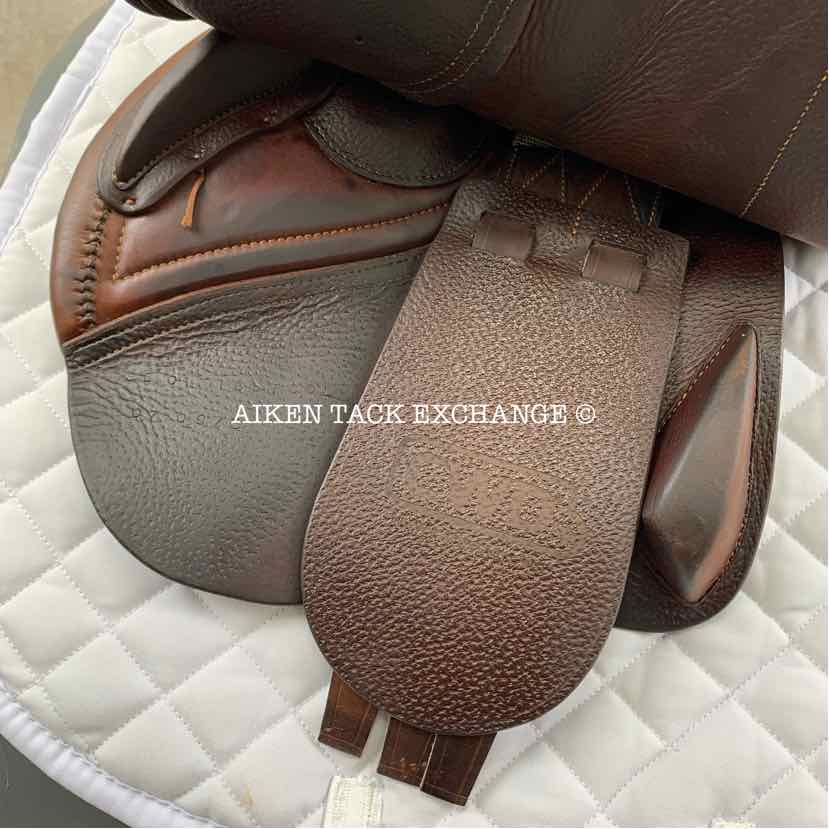 2007 CWD SE01 Close Contact Jump Saddle 16.5" Seat, 0L Flap, Medium Tree, Foam Panels, Full Buffalo Leather