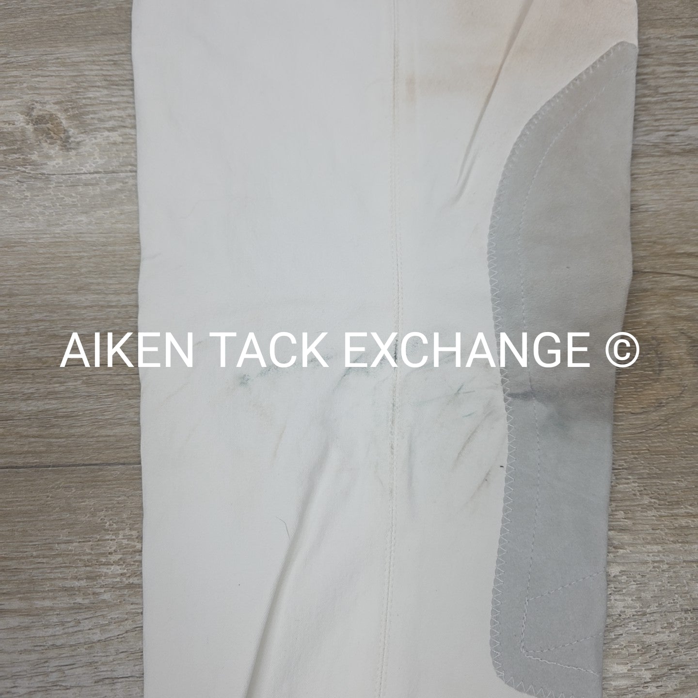 Tailored Sportsman Trophy Hunter Knee Patch Breeches, Size 32