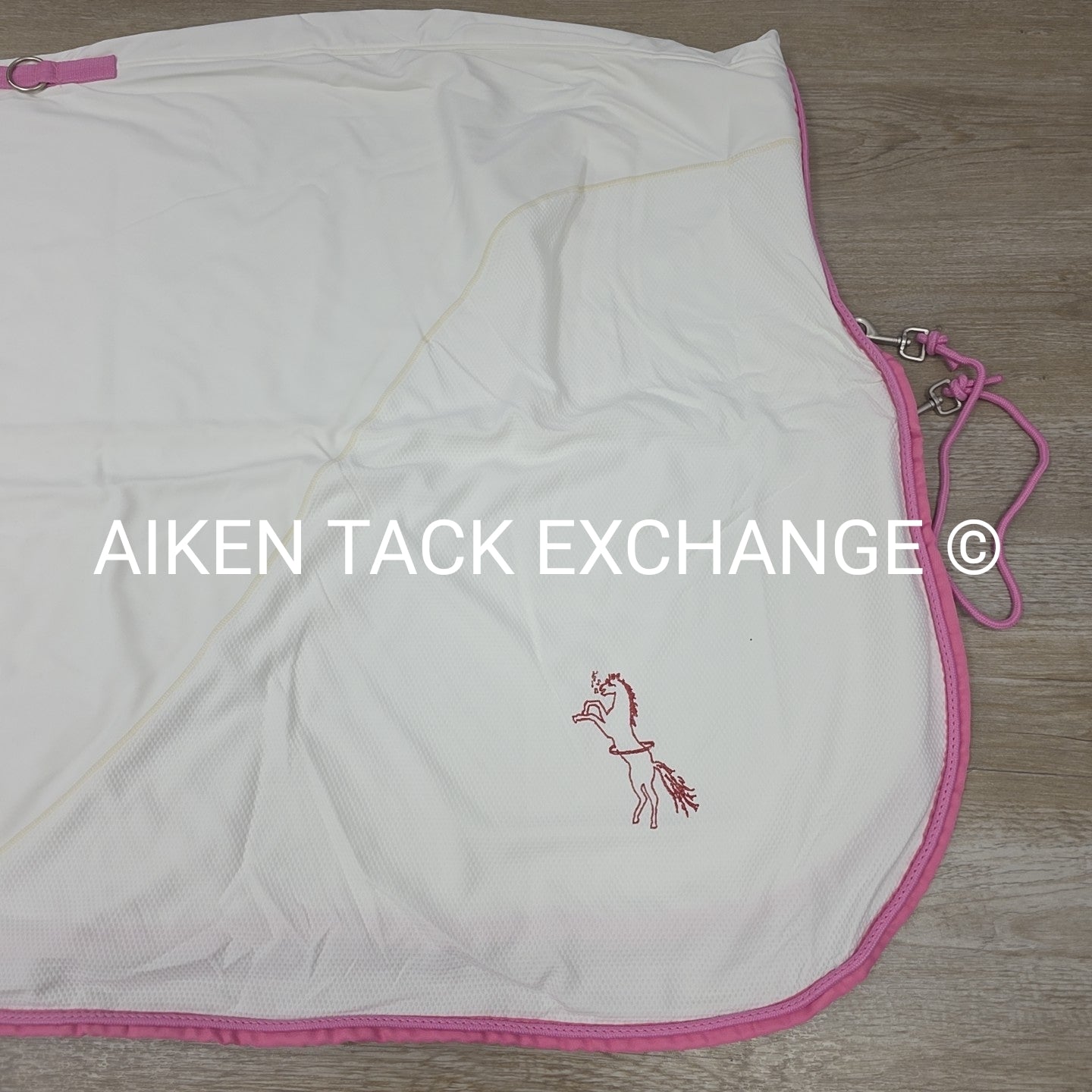 Fenwick Equestrian Pop Star Dress Sheet Sporty Cooler, 68"