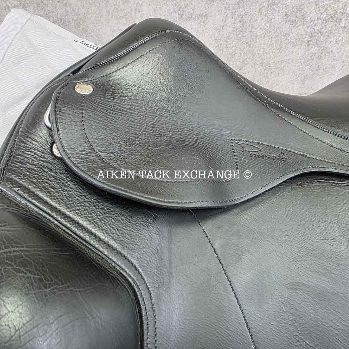 2009 Amerigo Pinerolo Classic Dressage Saddle, 17" Seat, M/MN Tree, Wool Flocked Panels