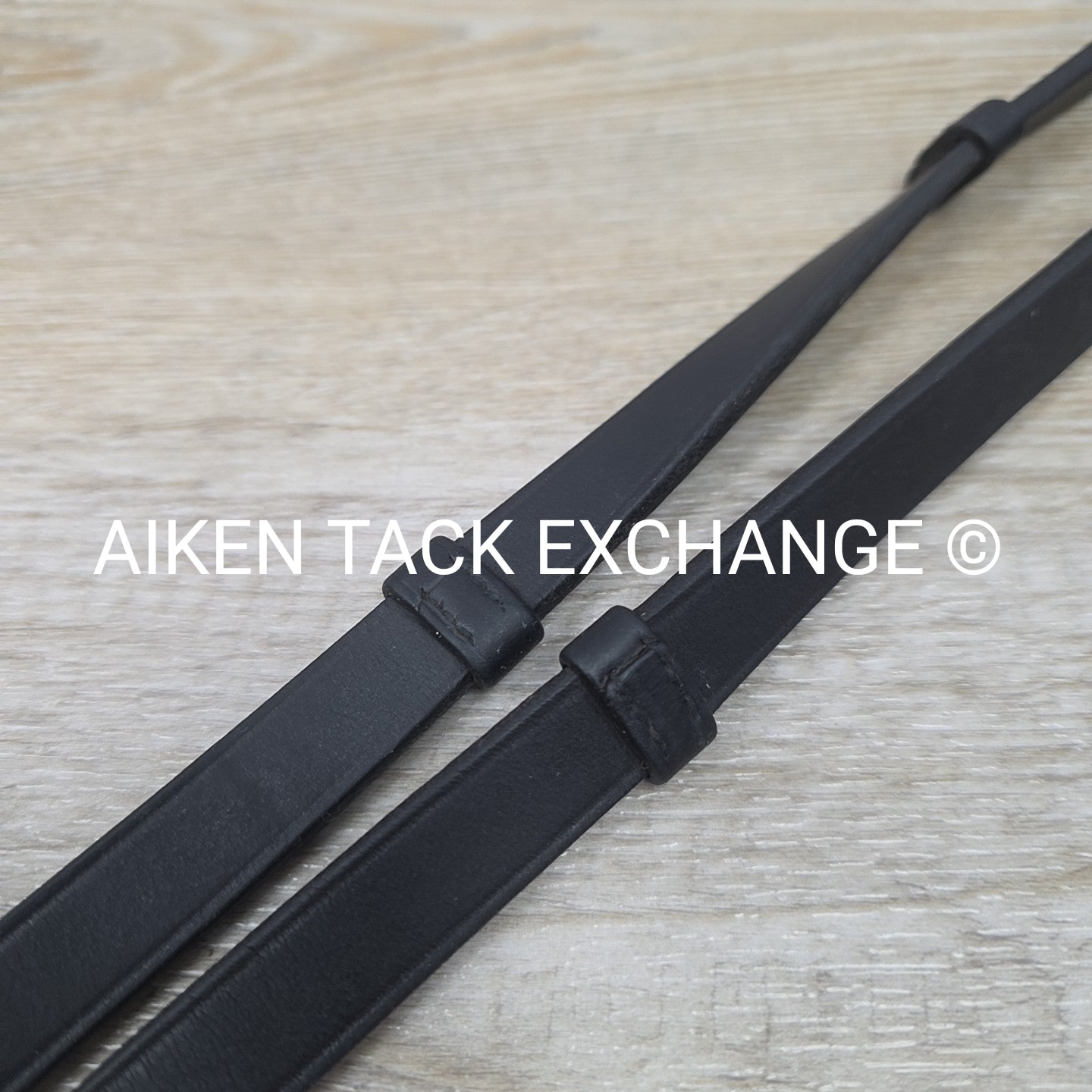 Vespucci Leather Reins with Hand Stops, Black, 56"