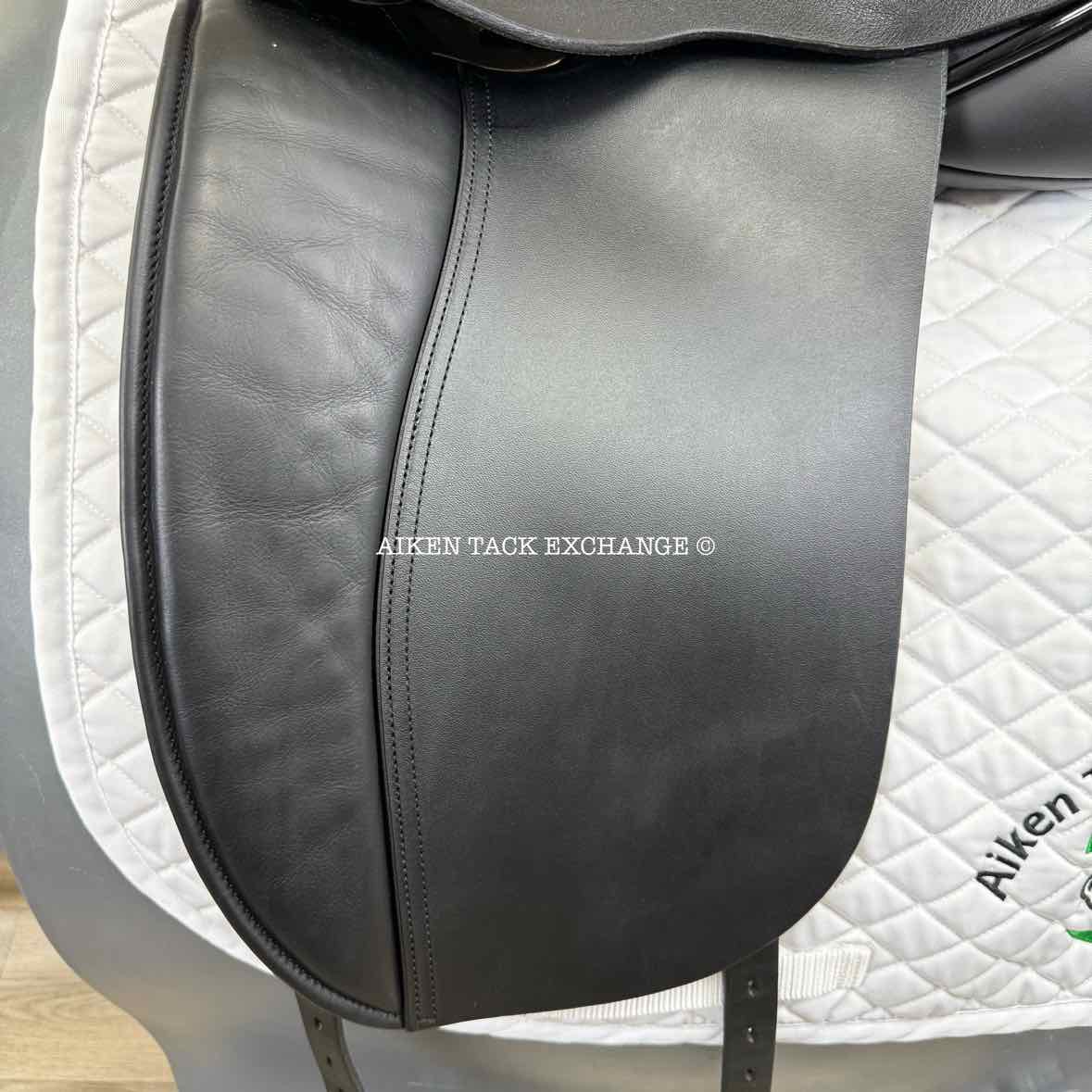 2023 Hulsebos WB3 Dressage Saddle, 17.5" Seat, Medium Wide Tree, Wool Flocked Panels