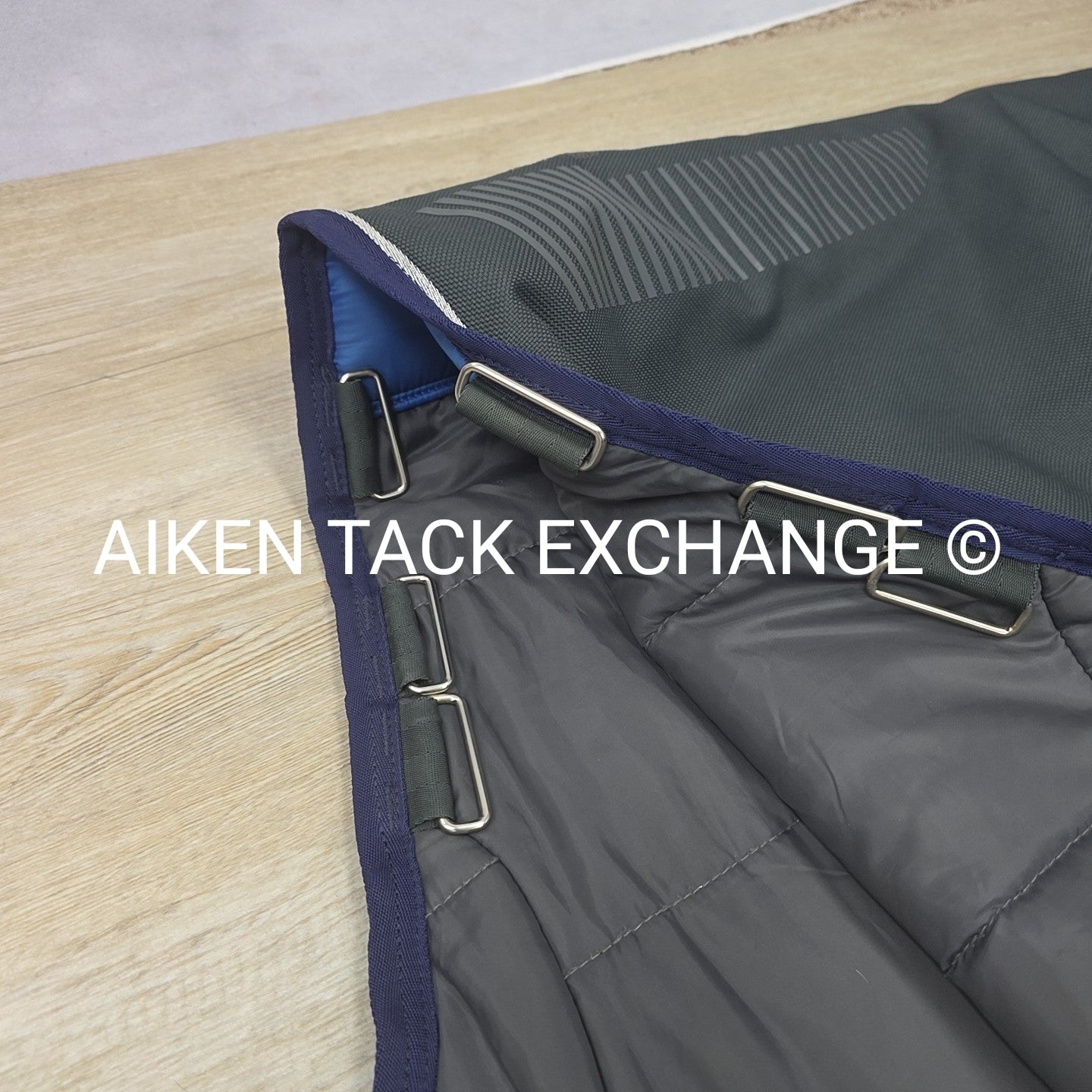 WeatherBeeta ComFiTec Plus Dynamic Detach-A-Neck Turnout Blanket, 220g fil, 78"