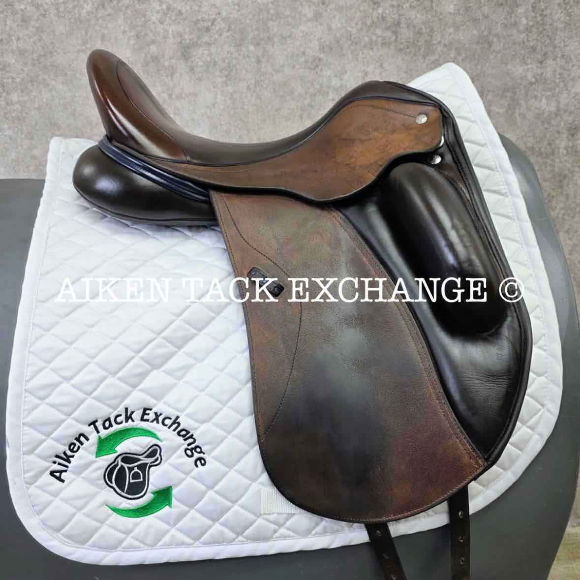 2021 Custom Saddlery Everest R Monoflap Dressage Saddle, 17.5" Seat, Adjustable Tree, Wool Flocked Panels