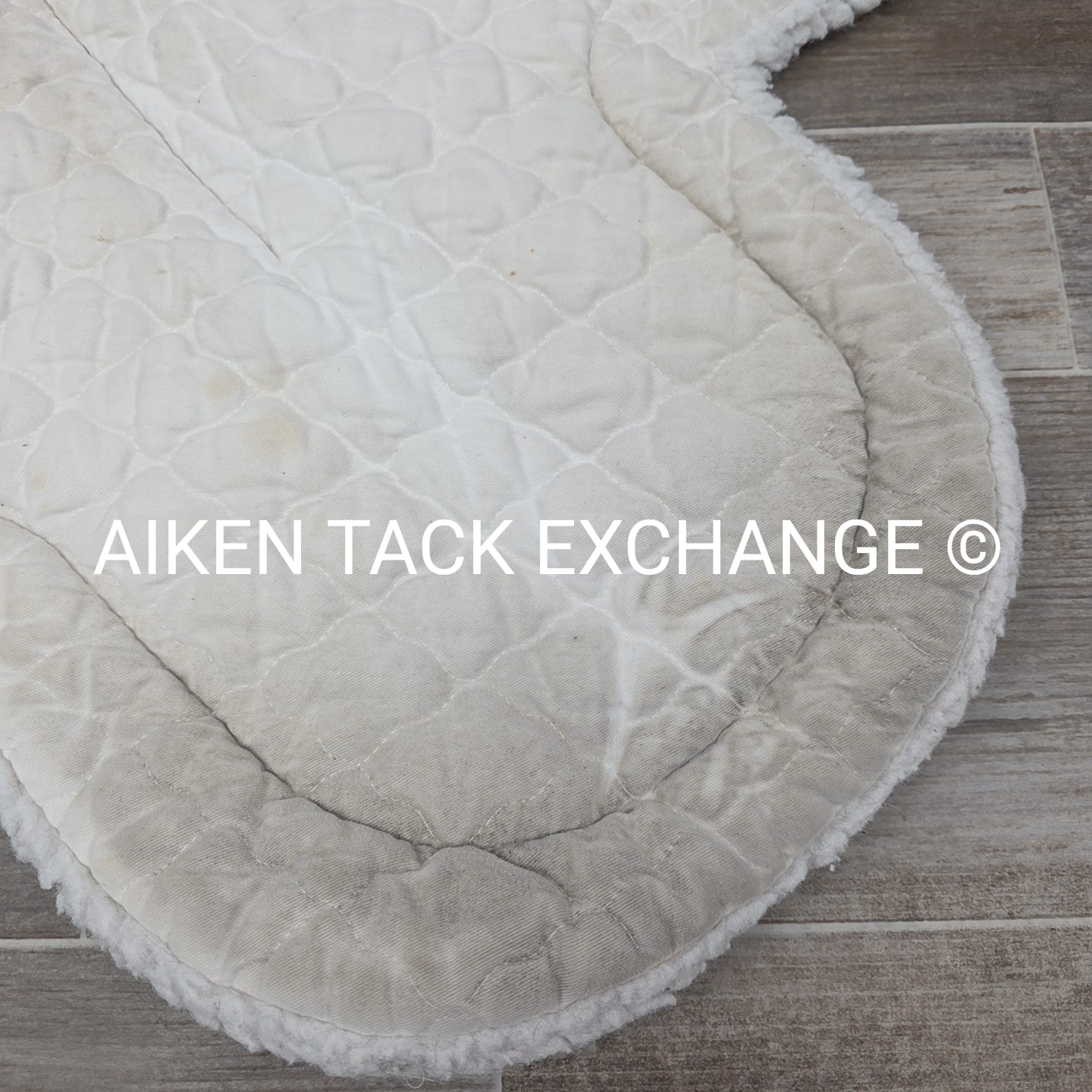 Toklat Medallion Contour Fleece Saddle Pad