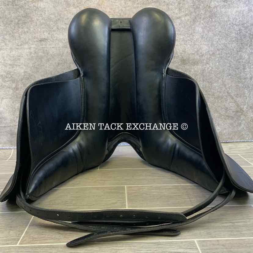 **SOLD** 2004 Custom Saddlery VLX Dressage Saddle, 17.5" Seat, Adjustable Tree, Wool Flocked Panels, Buffalo Leather