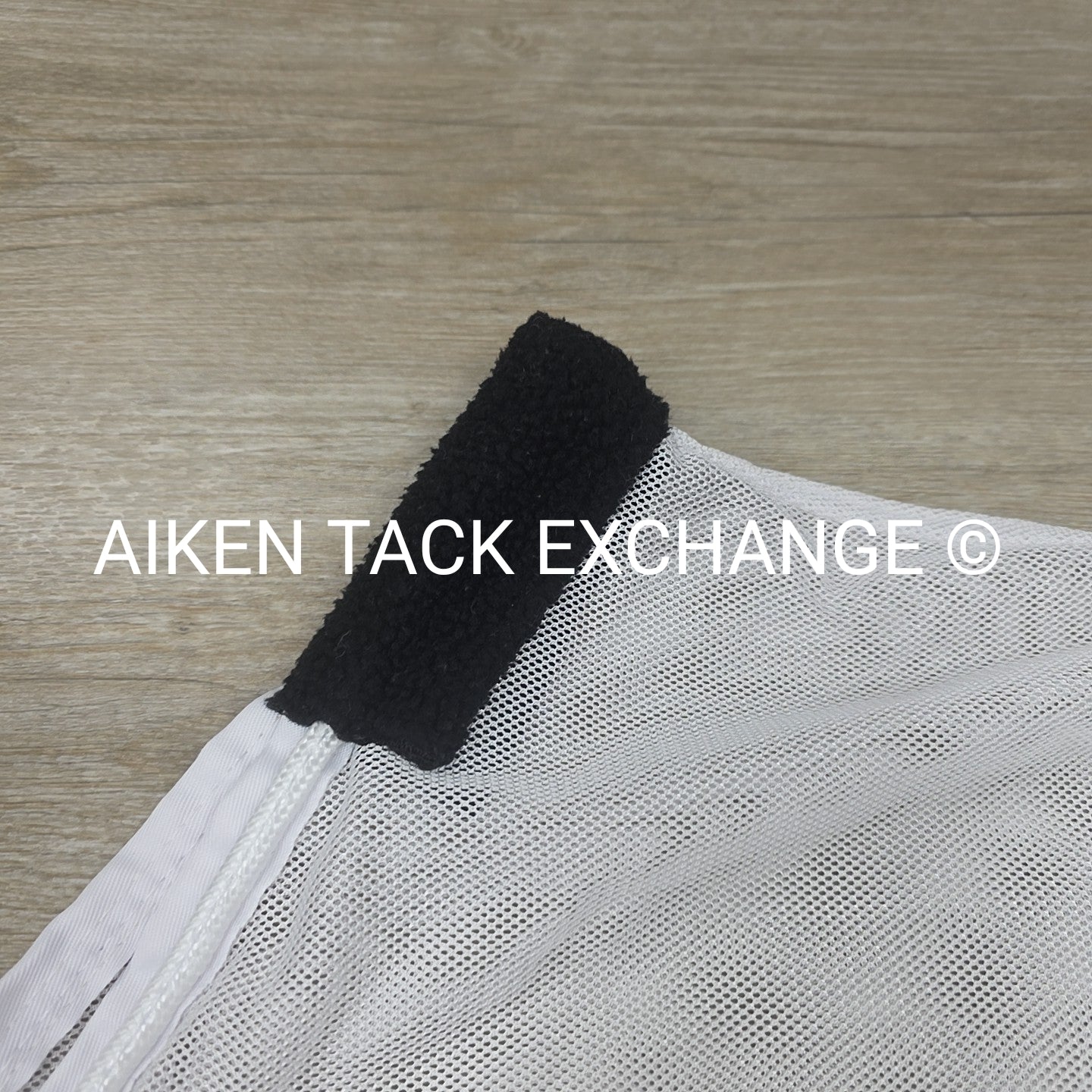 Fenwick Equestrian BodyGuard Mesh Cooler, White (has some marks) 62"