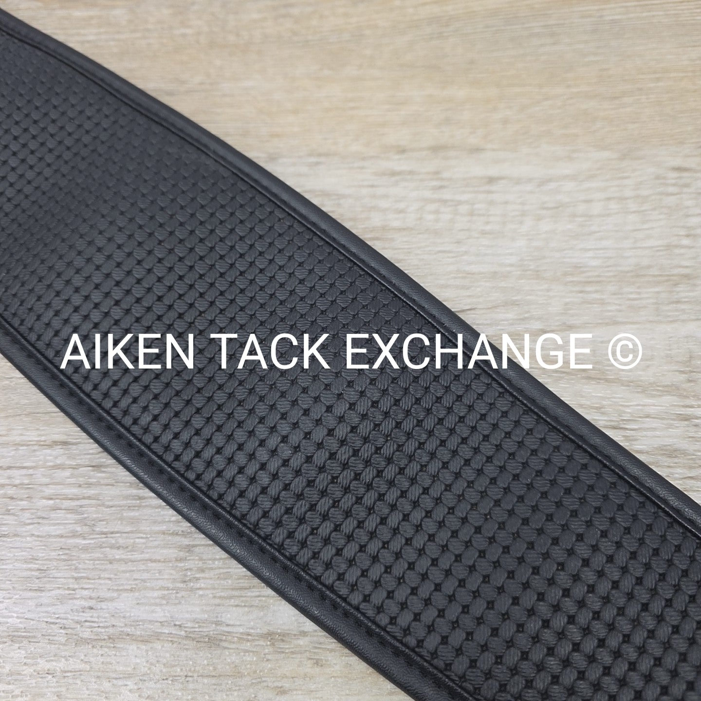 Wintec Chafeless Dressage Girth, Black, 32"