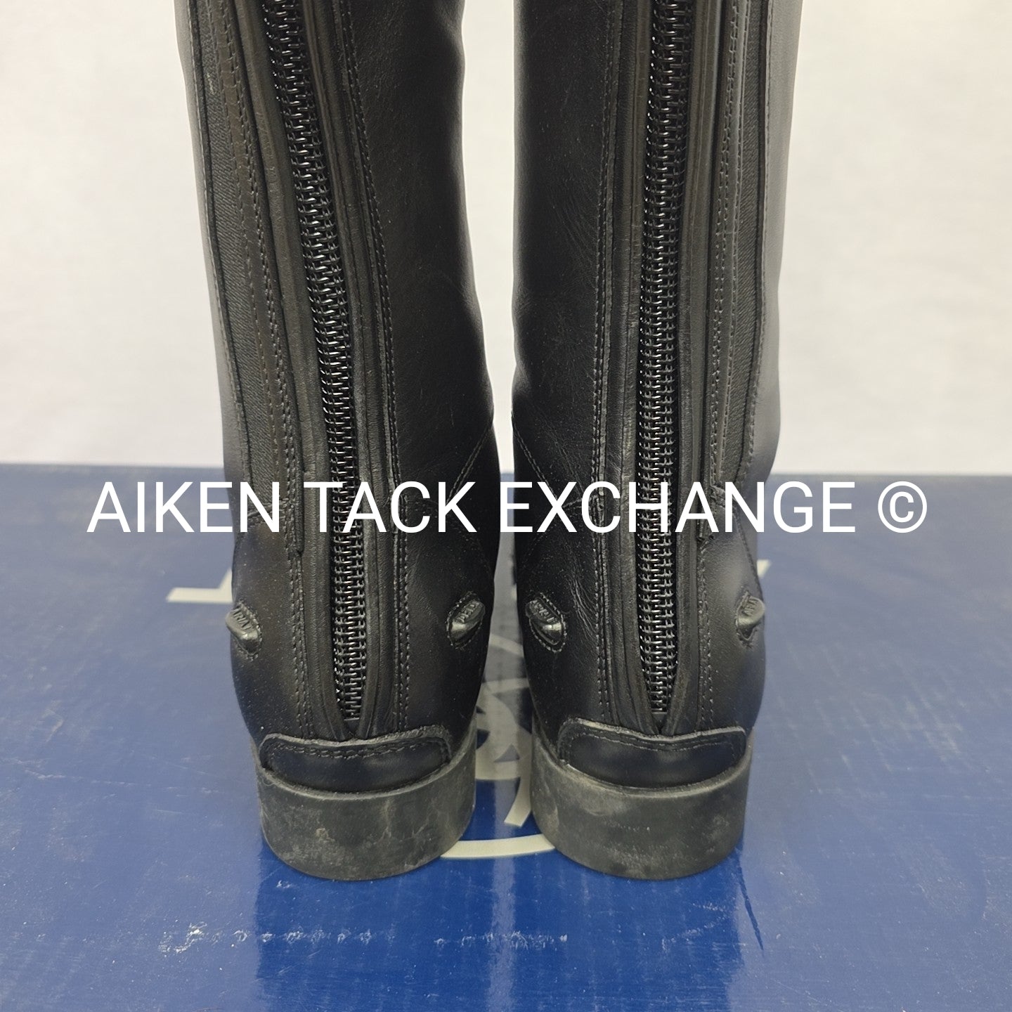 Ariat Heritage Contour II Field Boots, Size 9 B, Medium Height, Extra Wide Calf