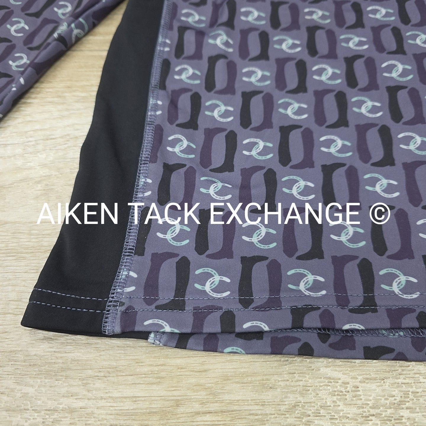 Kerrits Light Weight Long Sleeve Pull Over, Size X-Large