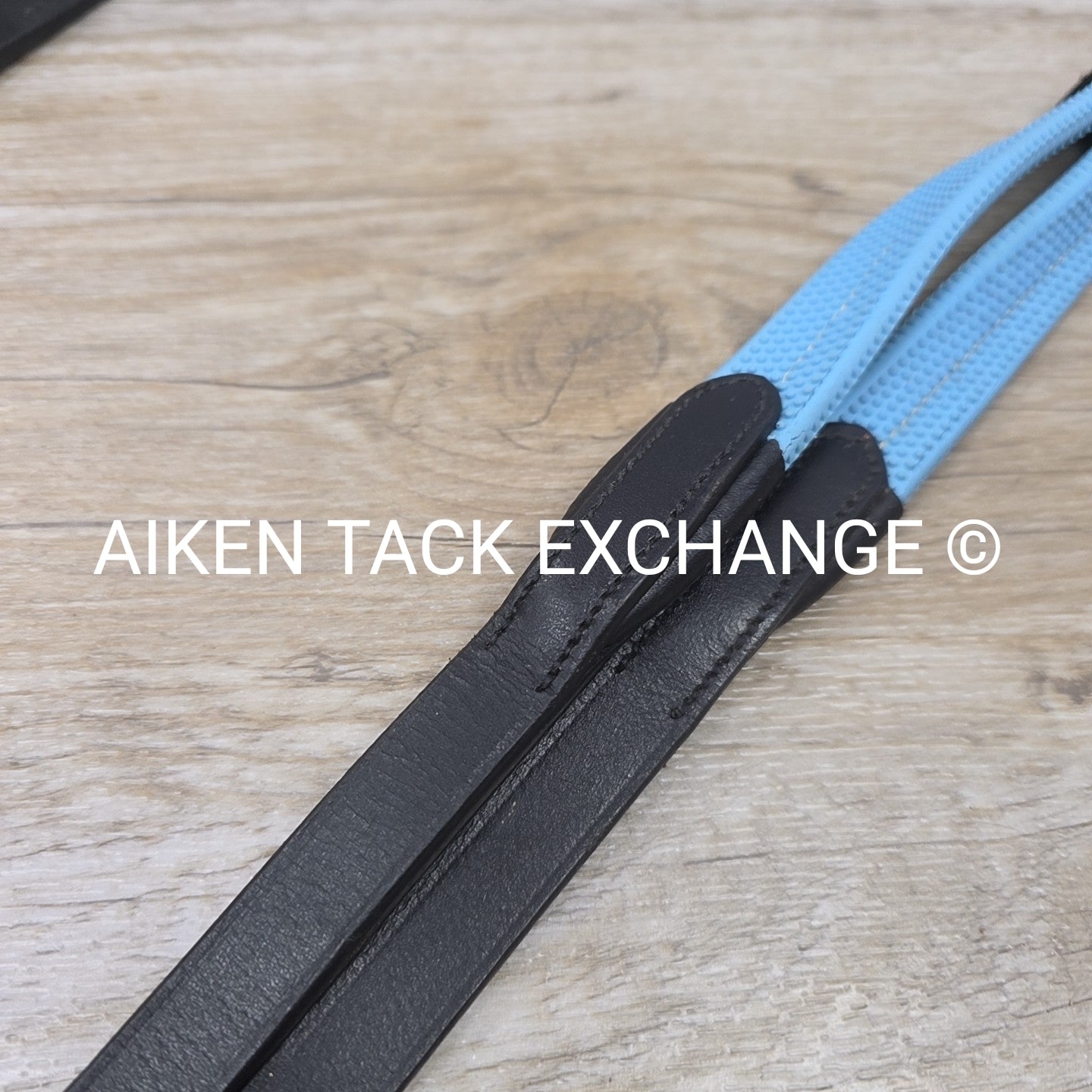 Rubber Grip Rainbow Reins, Black, Size Full