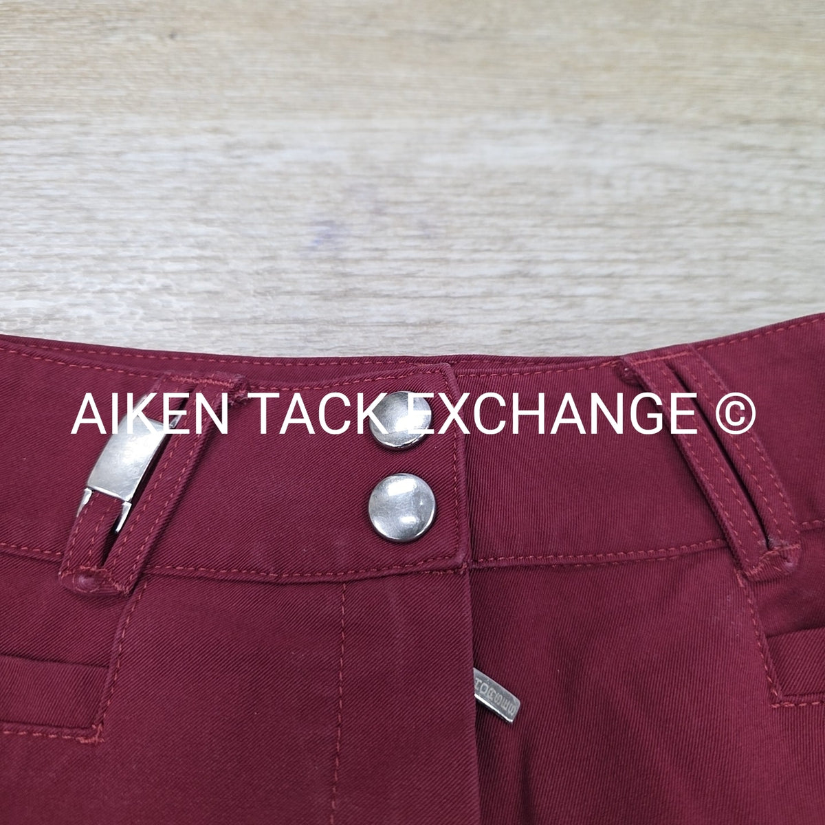 For Horses Silicone Knee Patch Breeches, Size US 28 / I 44