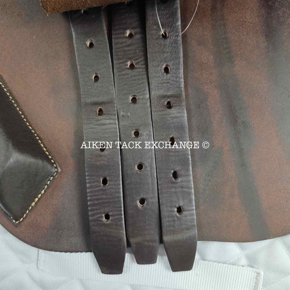 **SOLD** 2018 Antares Contact Jump Saddle, 16.5" Seat, 2D Flap, Medium Wide Tree