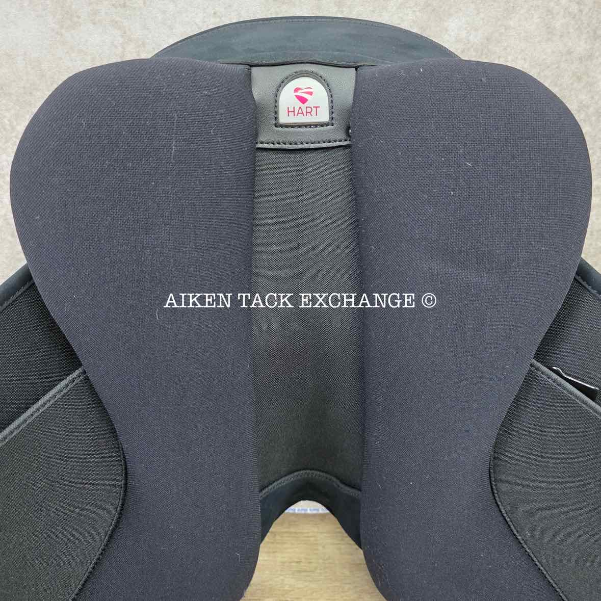 2022 Wintec Lite Wide All Purpose D'Lux Saddle with HART, 17.5" Seat, Adjustable Tree - Changeable Gullet, CAIR Panels