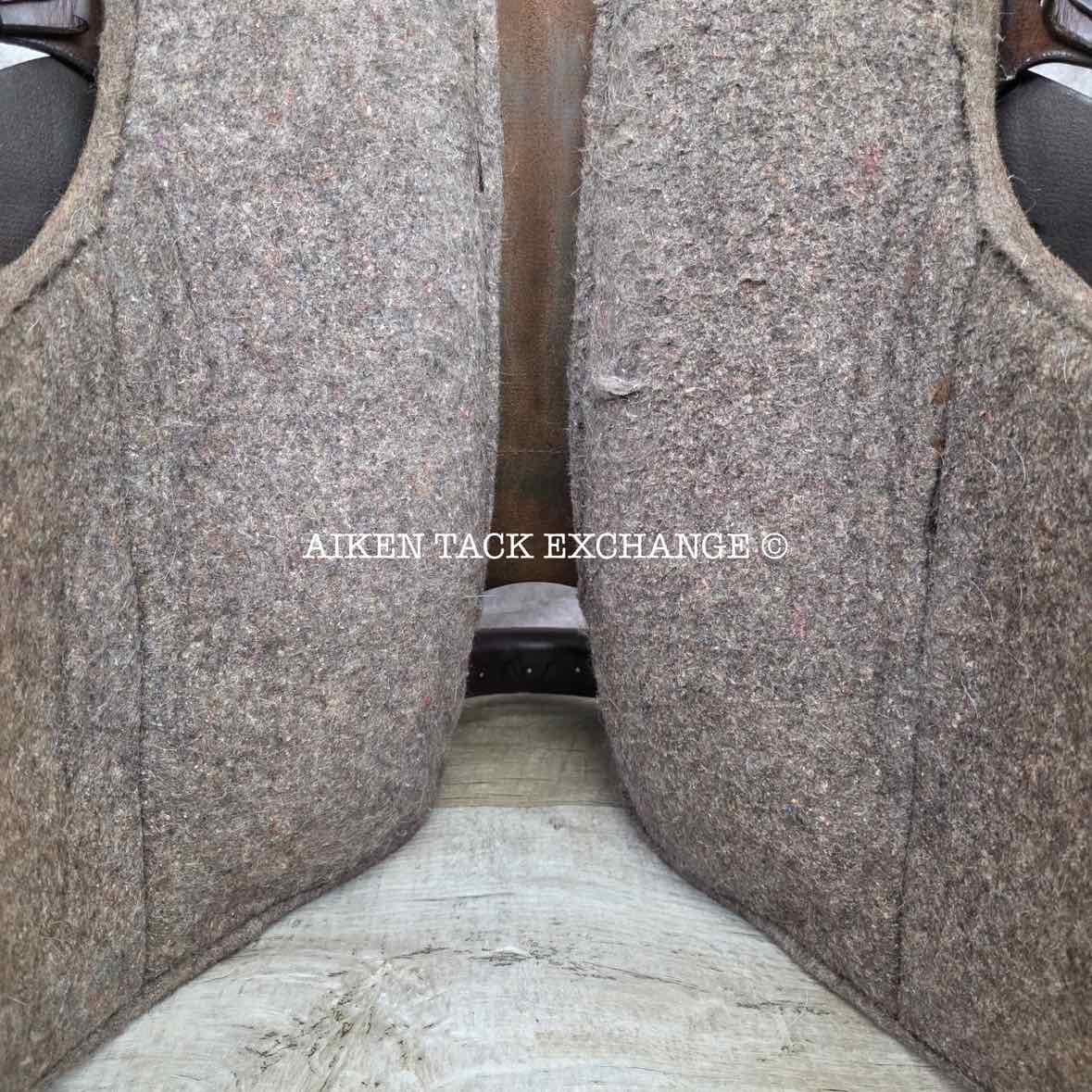 2005 Tucker 159 Endurance Trail Saddle, 16.5" Seat, Medium Tree - Semi QH Bars