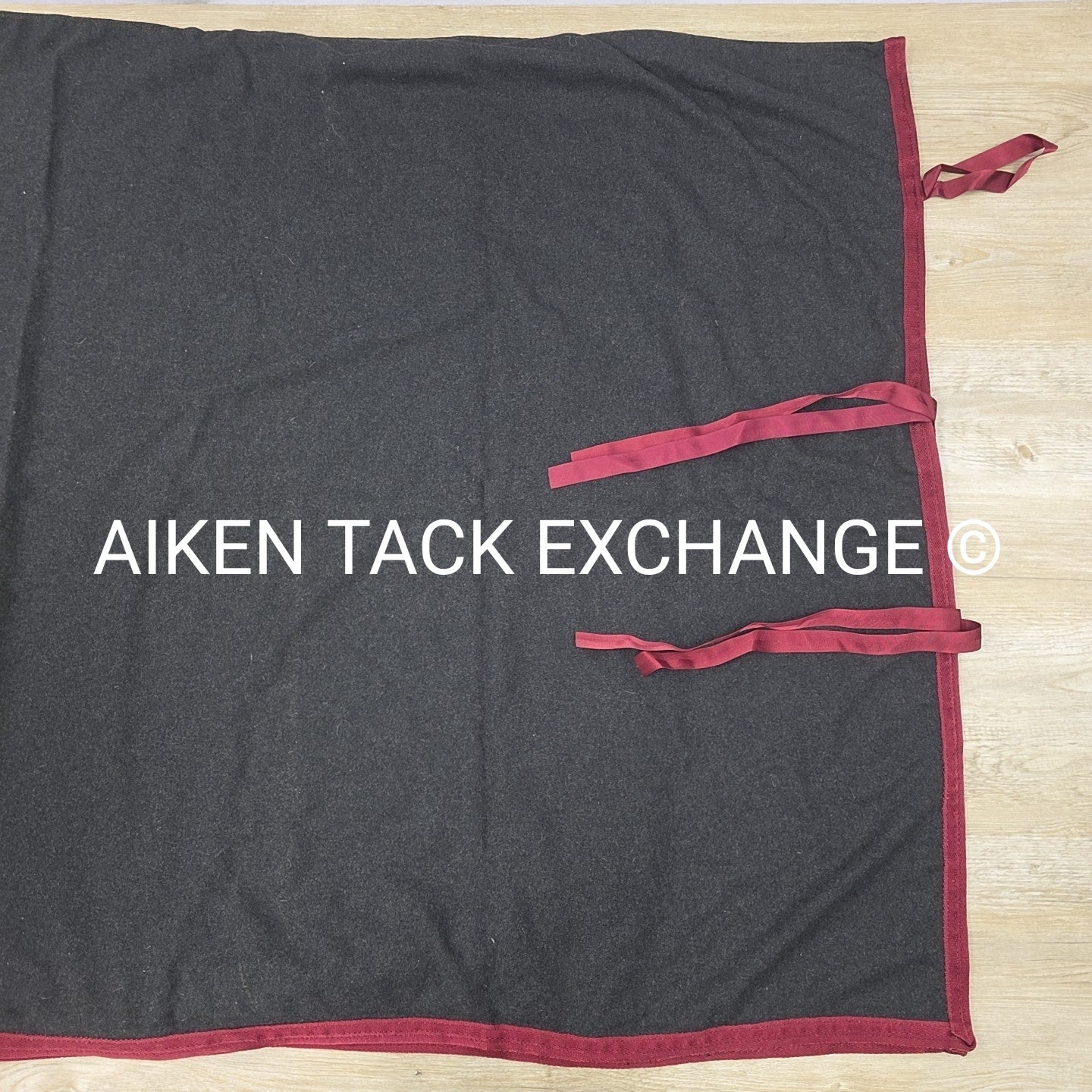 Triple Crown Wool Cooler, 90 x 96