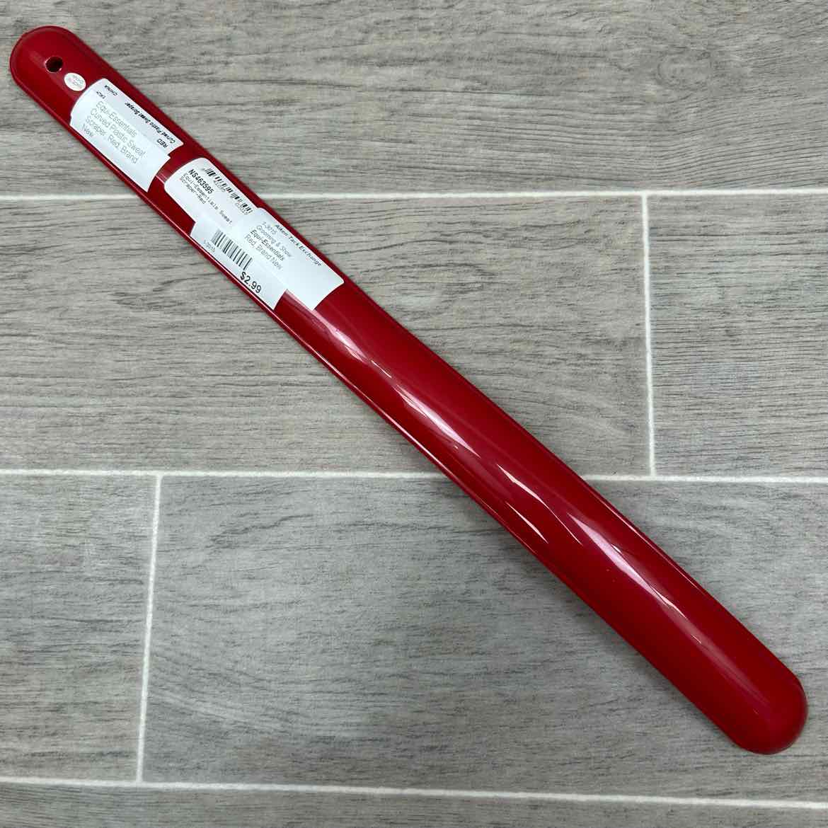 Equi-Essentials Curved Plastic Sweat Scraper, Red, Brand New