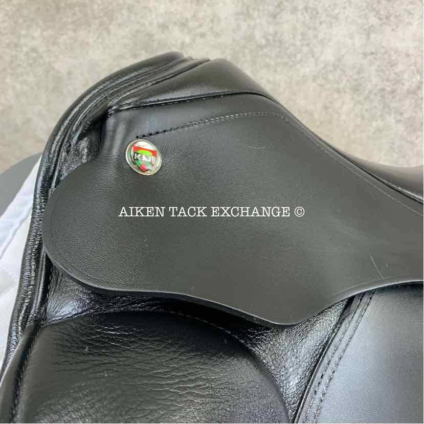 **SOLD** 2022 Karl Niedersuss Crescendo Dressage Saddle, 17.5" Seat, Short Flap, Medium Wide Tree, Wool Flocked Panels
