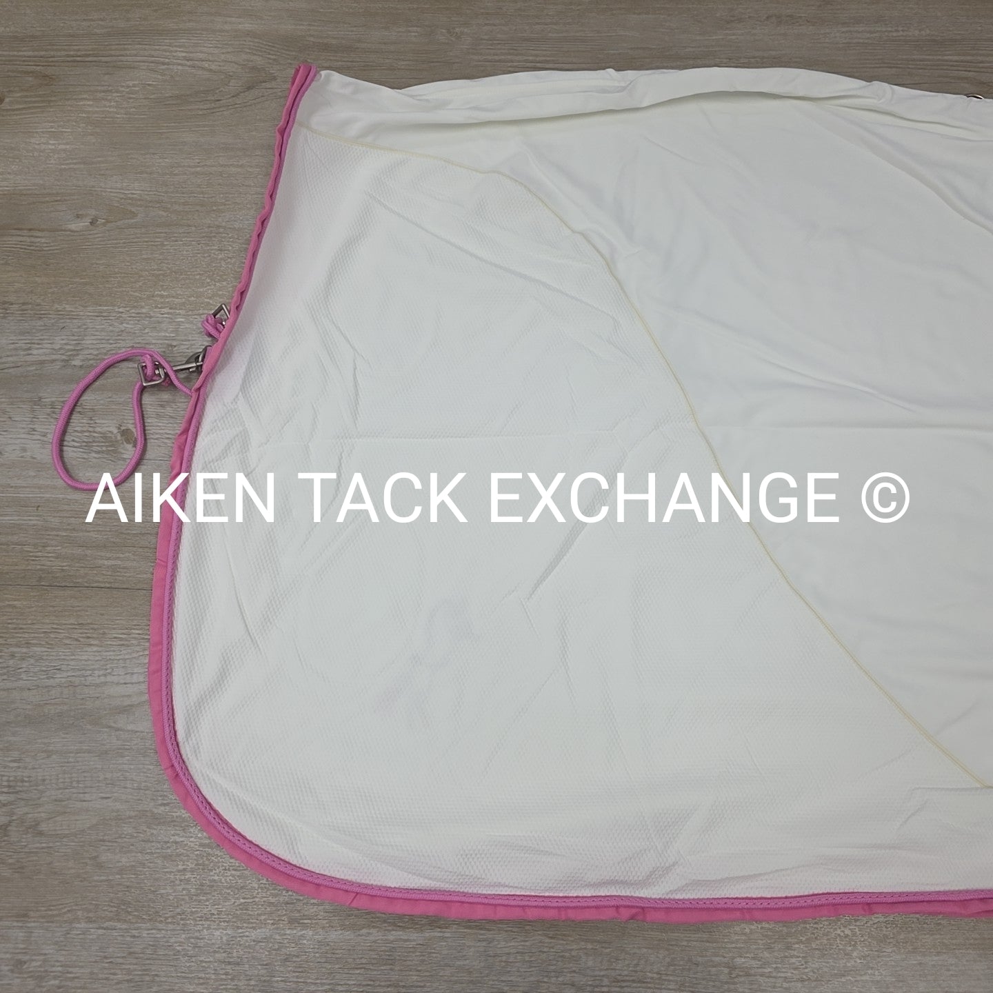 Fenwick Equestrian Pop Star Dress Sheet Sporty Cooler, 68"