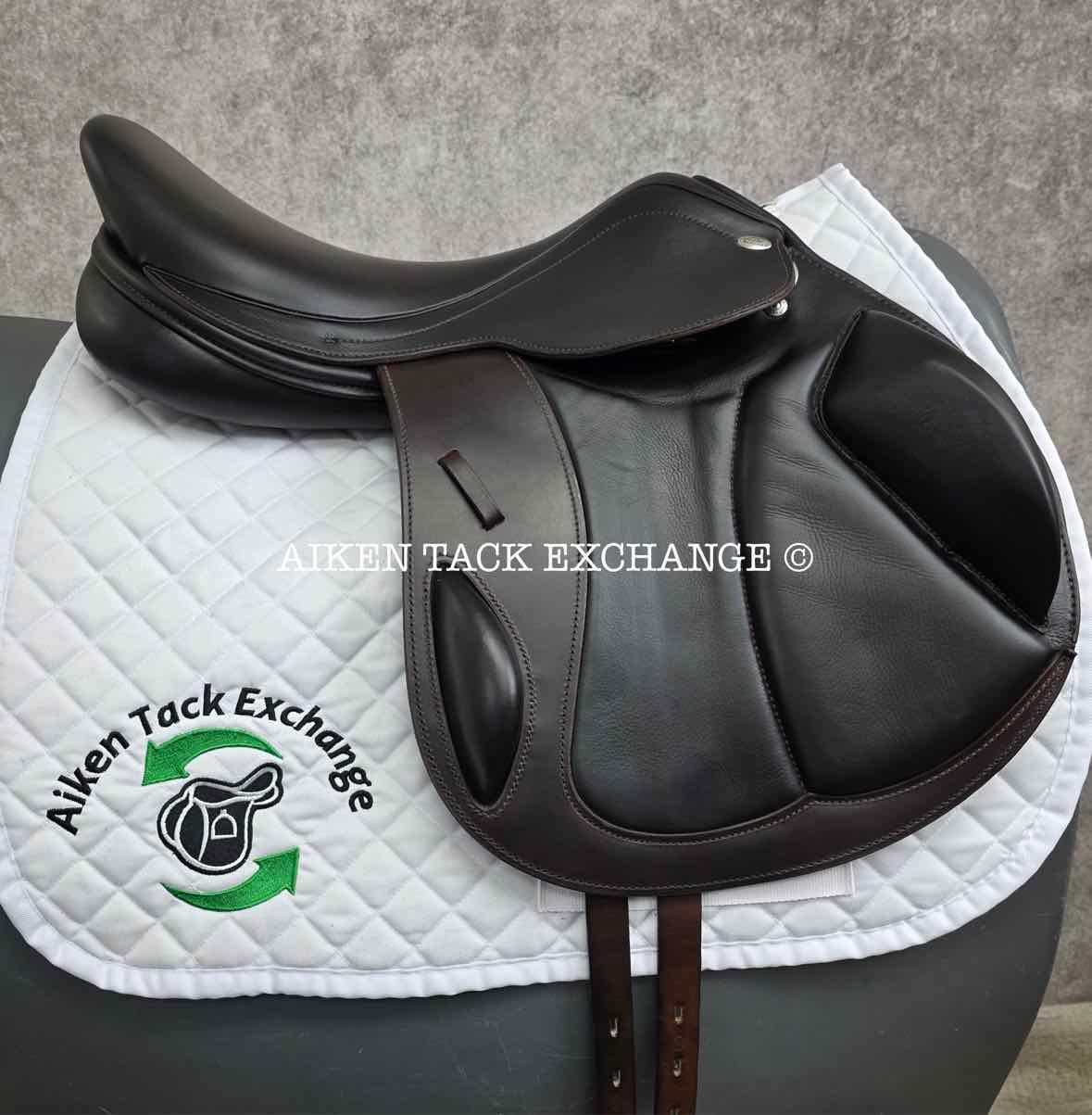 2025 Kentaur Eventer II Monoflap Jump Saddle, 17.5" Seat, Medium Wide Tree, Wool Flocked Panels
