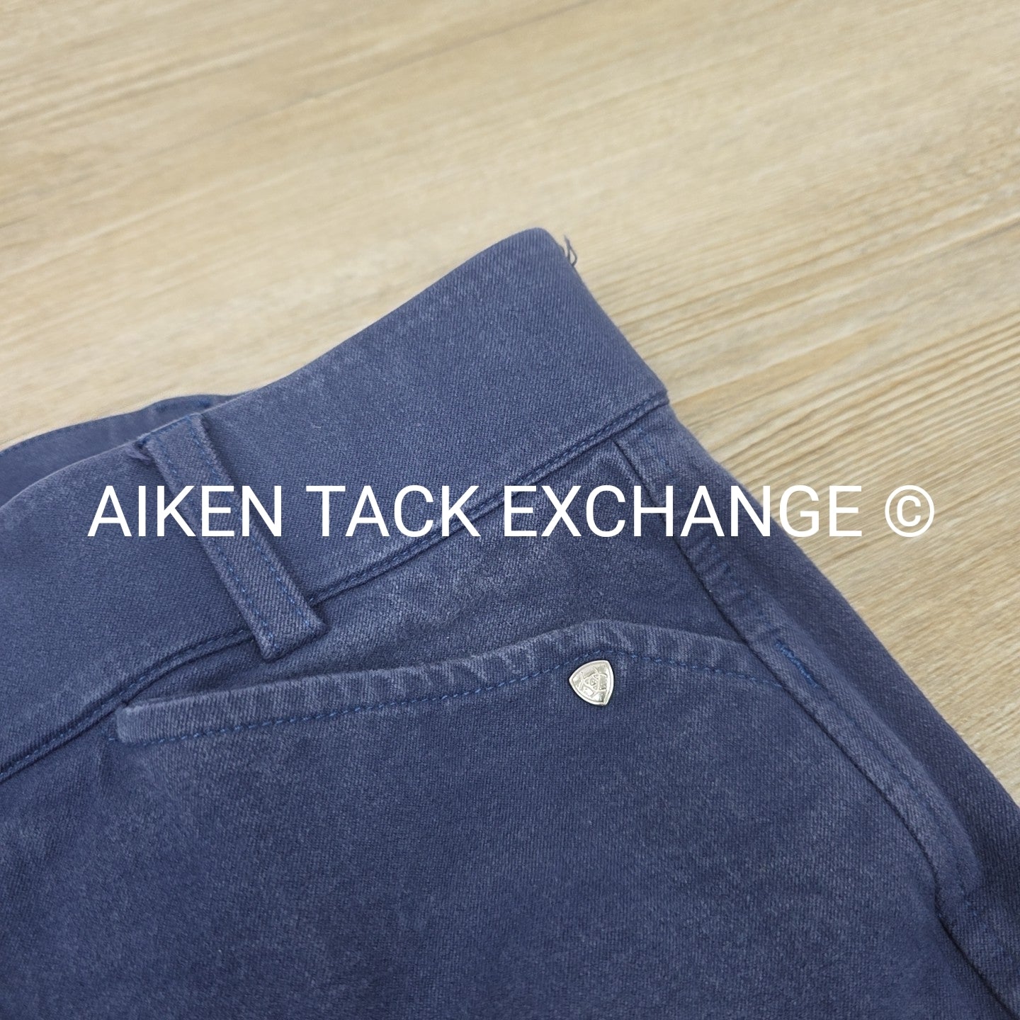 Ariat Heritage Knee Patch Breeches, Size 26 R