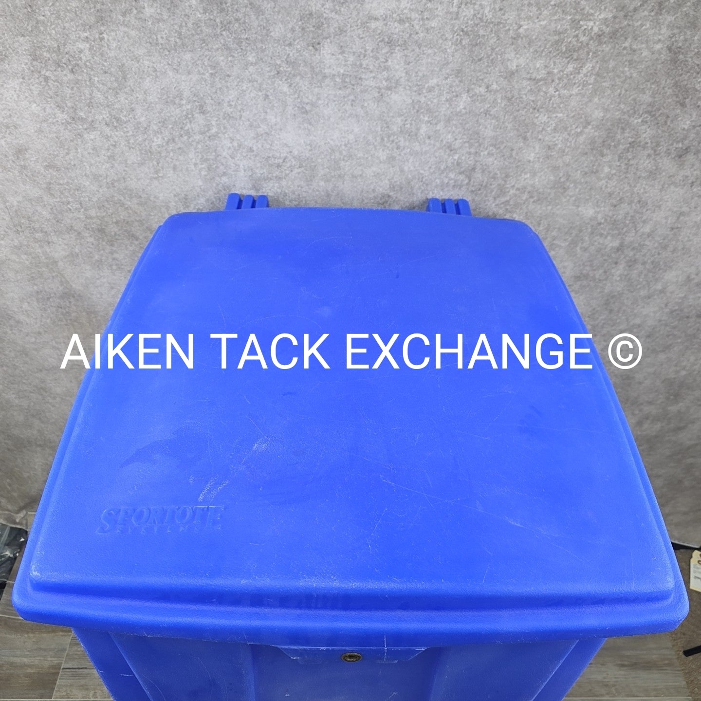 SportTote Mobile Standing Tack Trunk w/ Inserts & Accessories