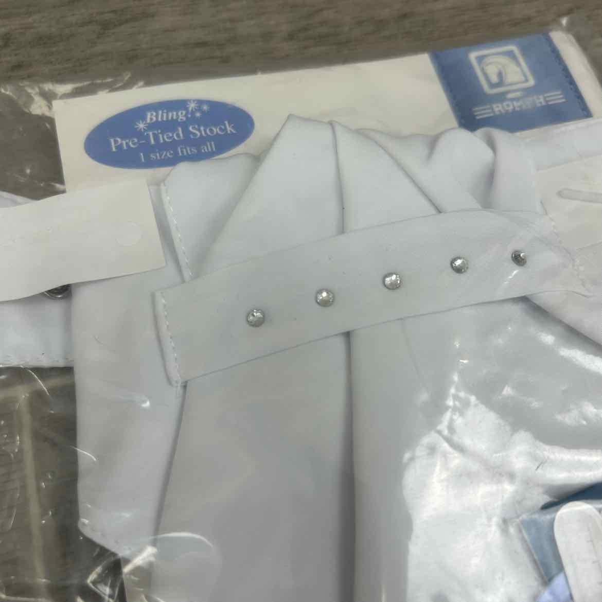 Romfh Bling Pre Tied Bling Stock Tie, White, One Size, Brand New