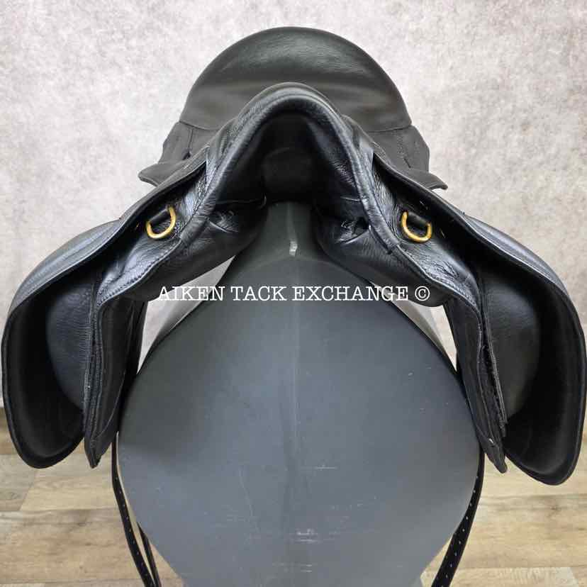 Heather Moffett Enlightened Equitation HM Vogue Dressage Saddle, 17" Seat - SoftTree
