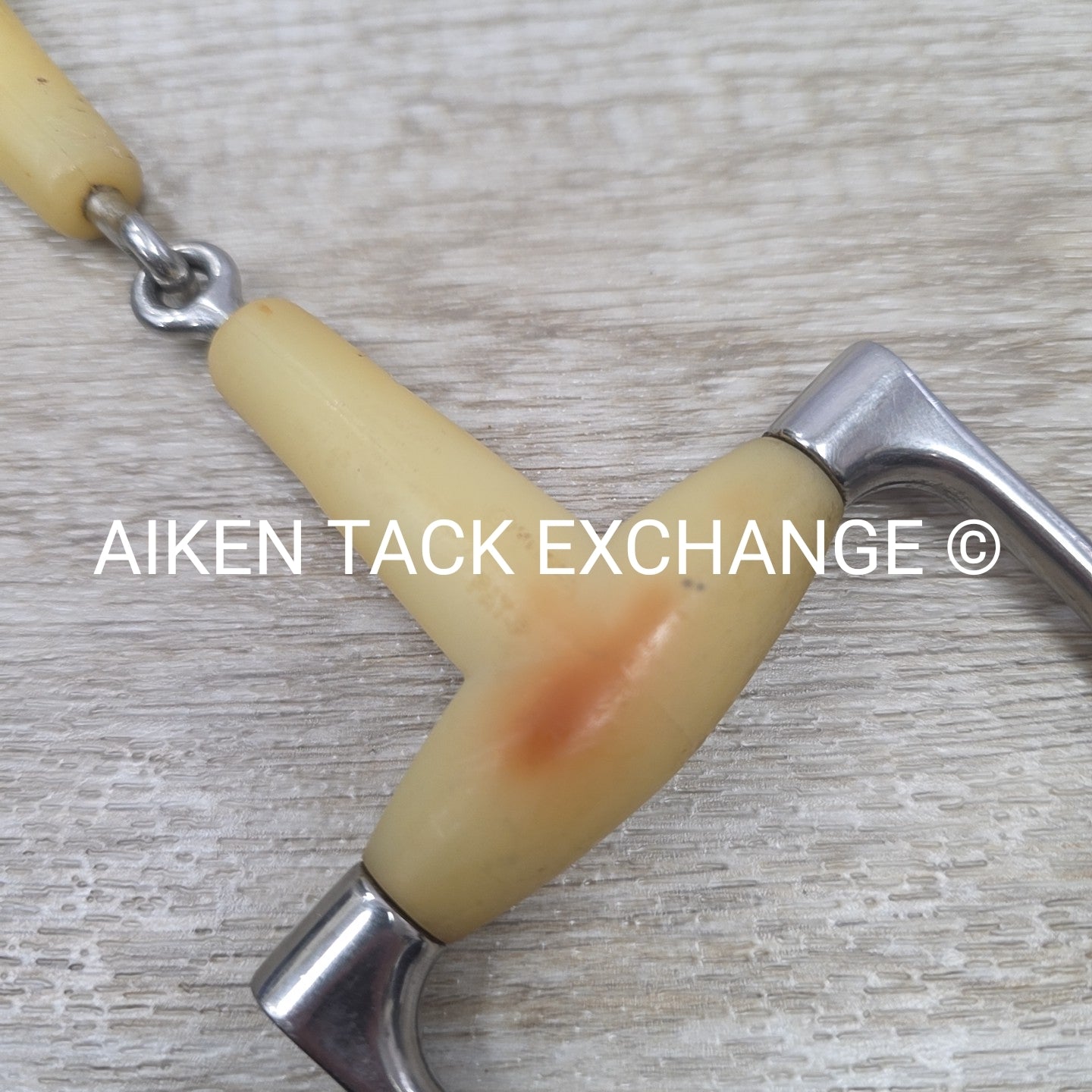 Happy Mouth King Single Joint D Ring Bit 5.25" (Has Chew Marks)