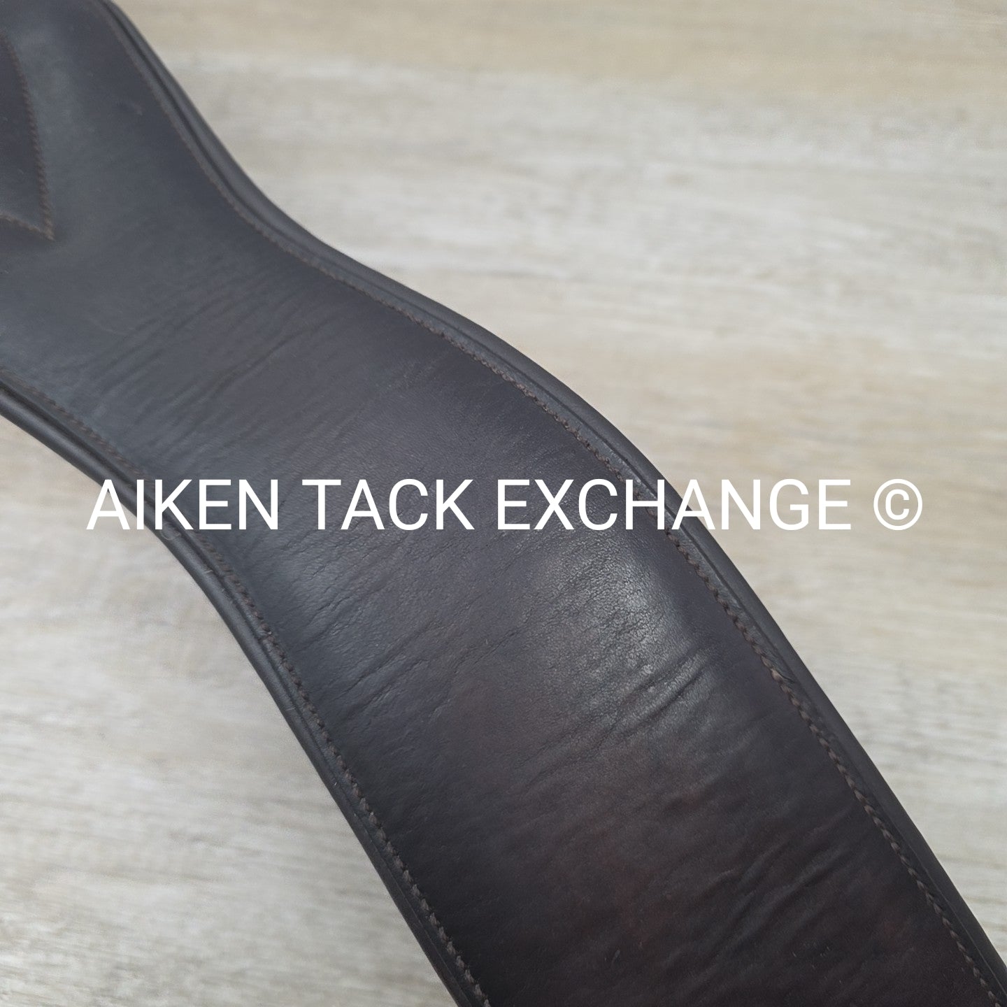 Total Saddle Fit Anatomic Shoulder Relief Girth, Brown, 54"