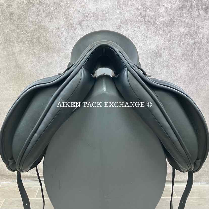 **SOLD** Adam Ellis Style Dressage Saddle, 18" Seat, M/MW Tree, Wool Flocked Panels