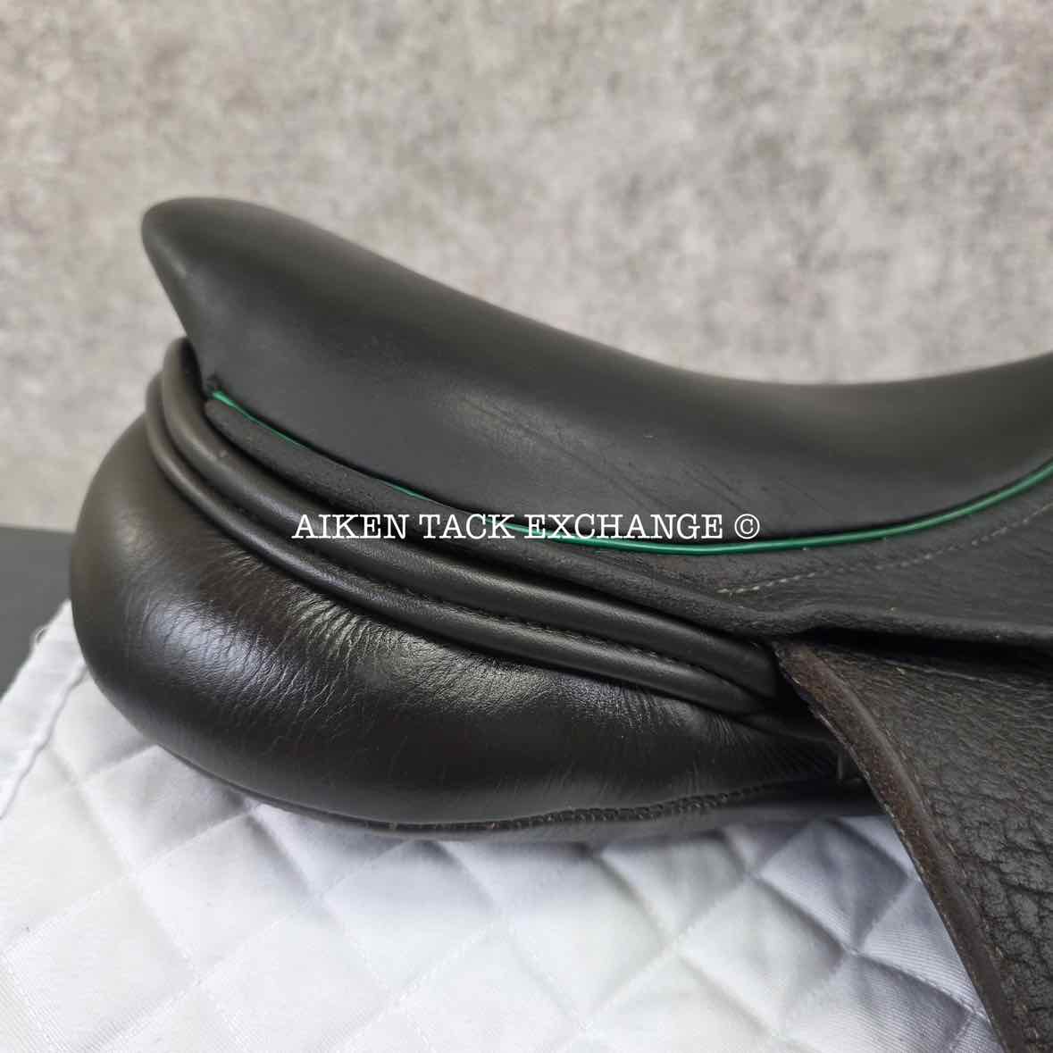 2019 Custom Saddlery Monte Carlo Monoflap Jump Saddle, 17" Seat, Adjustable Tree, Wool Flocked Panels