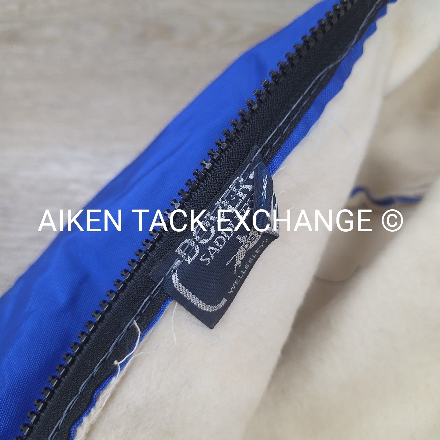 Dover Saddlery Lined Saddle Carrier