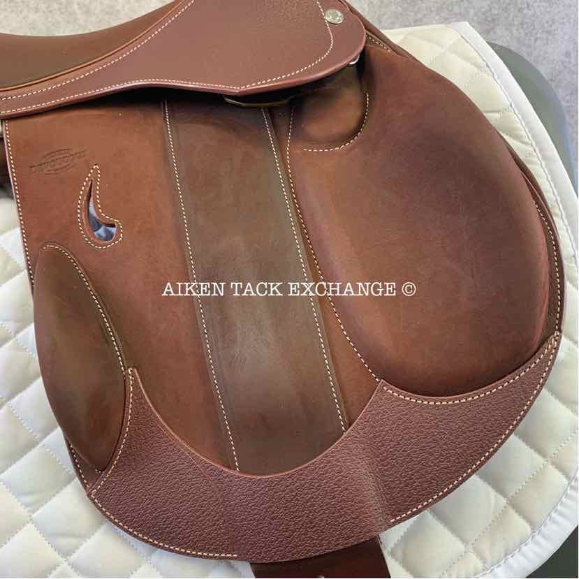 2023 Devoucoux Chiberta K Monoflap Jump Saddle, 16.5" Seat, 0KA Flap, Medium Tree, D3D Panels, Full Buffalo Leather