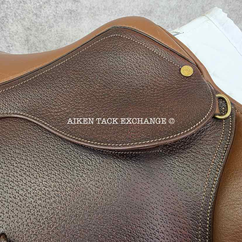 **SOLD** Collegiate Ruiz Diaz Close Contact Jump Saddle, 16.5" Seat, Medium Tree, Foam Panels