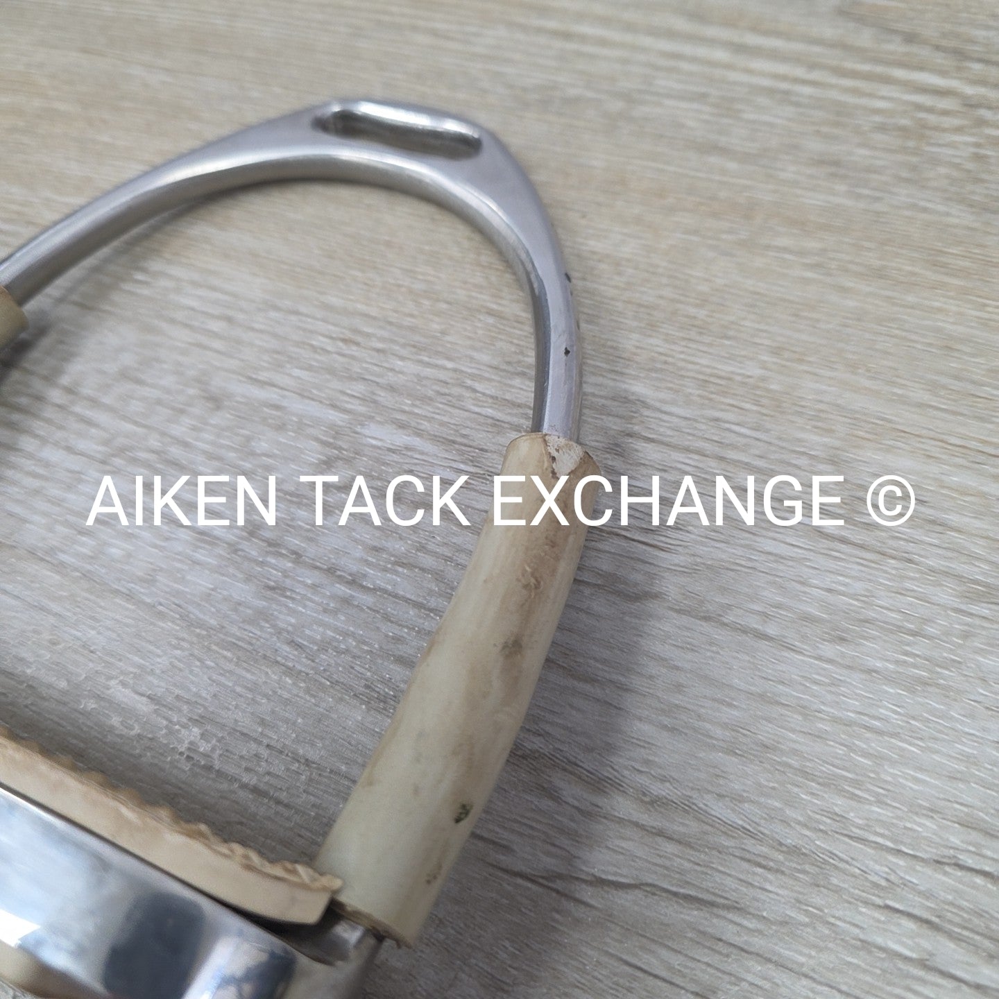 Coronet Flex Stirrup Irons, 4.5"