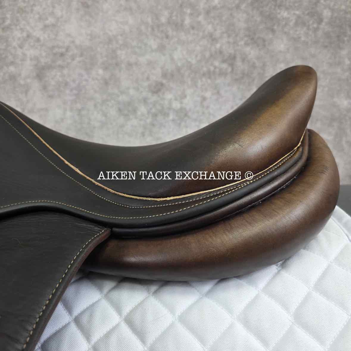 2013 Herve Godignon Jump'In Close Contact Jump Saddle, 17.5" Seat, 3CL Flap, Medium Tree, Foam Panels