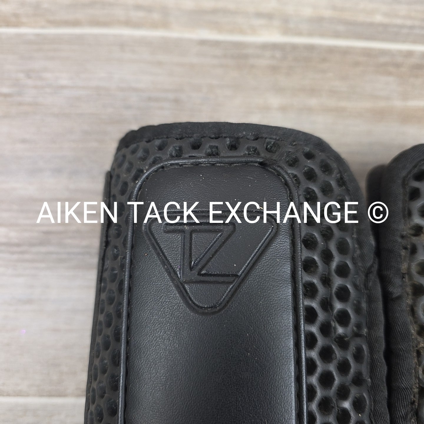 Equilibrium Tri-Zone Impact Sport Hind Boot, Size Small